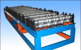 供應(yīng)彩鋼板生產(chǎn)機械 彩鋼板機 彩鋼板液壓機_機械及行業(yè)設(shè)備_世界工廠網(wǎng)中國產(chǎn)品信息庫