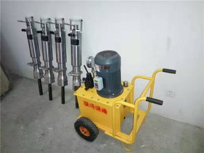 【又名劈裂棒是什么液壓巖石開山機當(dāng)?shù)卦谀哪苜I到】-