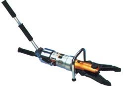 江蘇水星消防裝備主營消防器材、破拆工具、救生設備、洗消產品、偵檢儀器、堵漏工具、輸轉設備、警戒器材、通訊設備、個人防護、照明排煙、其他裝備